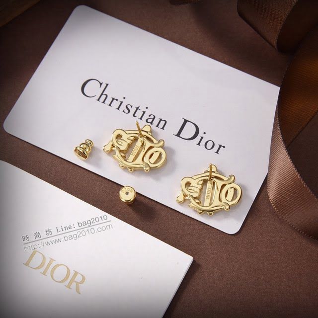 Dior飾品 迪奧經典熱銷款dior字母鑲鑽耳釘耳環  zgd1482